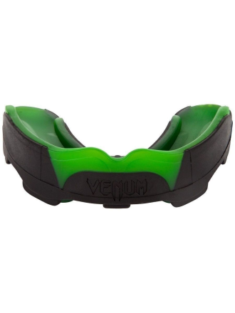 Капа боксерская Venum Predator Black/Green