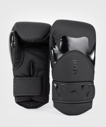 Перчатки боксерские Venum Challenger 4.0 Black/Black