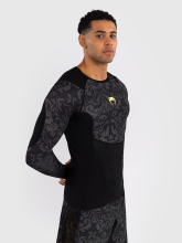 Рашгард Venum Unmatched Topuria Edition Black/Gold L/S