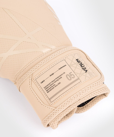 Перчатки боксерские Venum Tecmo 2.0 Sand